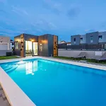 Lana * Privlaka (Zadar)