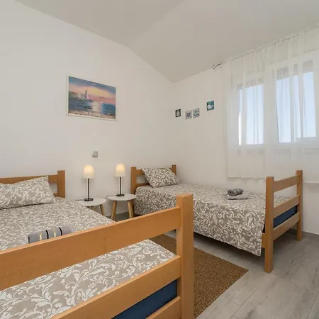 Lana Privlaka (Zadar)