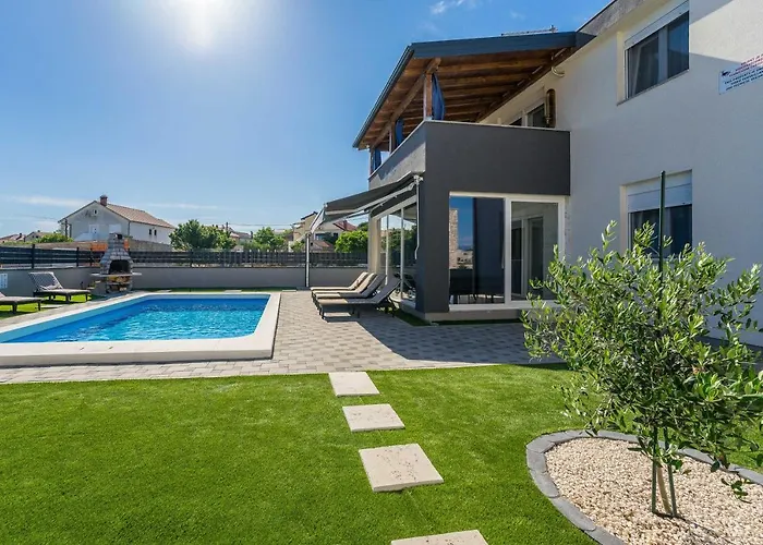 Villa Lana *